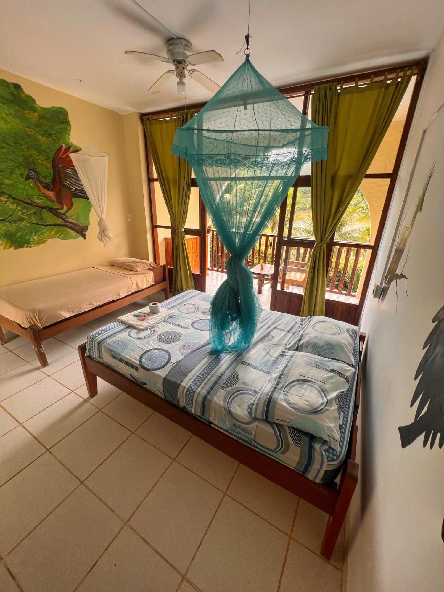 Lobo Hostel - Rurrenabaque (Adults Only) Εξωτερικό φωτογραφία
